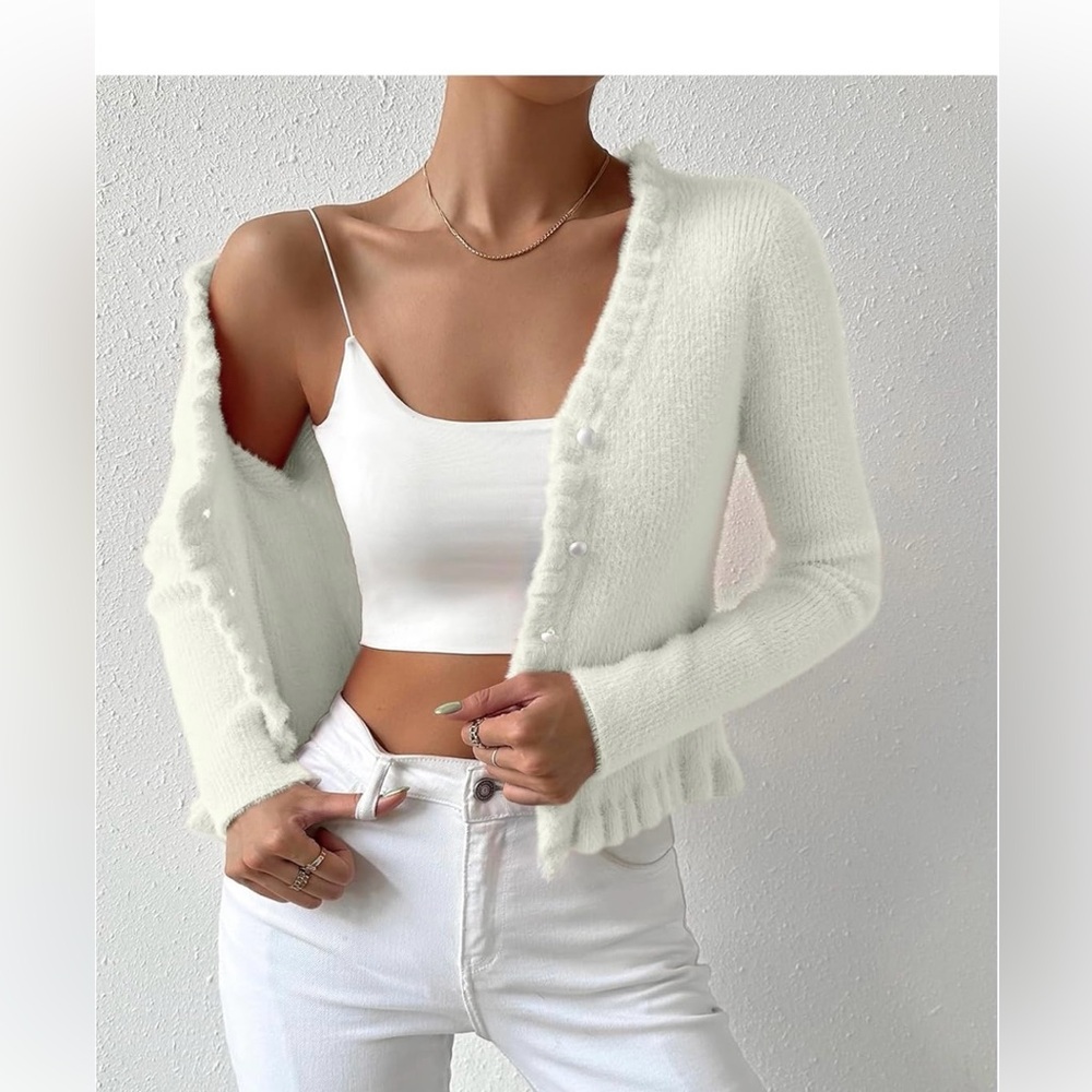 White Ruffle Knit Cardigan Amazon Style | Size XL
